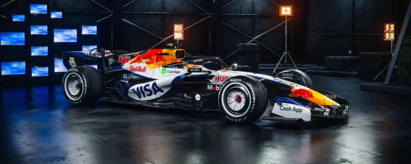 Racing Bulls Livery 2026; VCARB 03 gefotografeerd vanaf de voorkant.