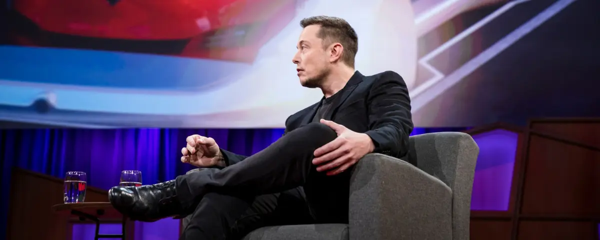 Rijkste mensen ter wereld; Elon Musk spreekt over Tesla tijdens TEDTalk.