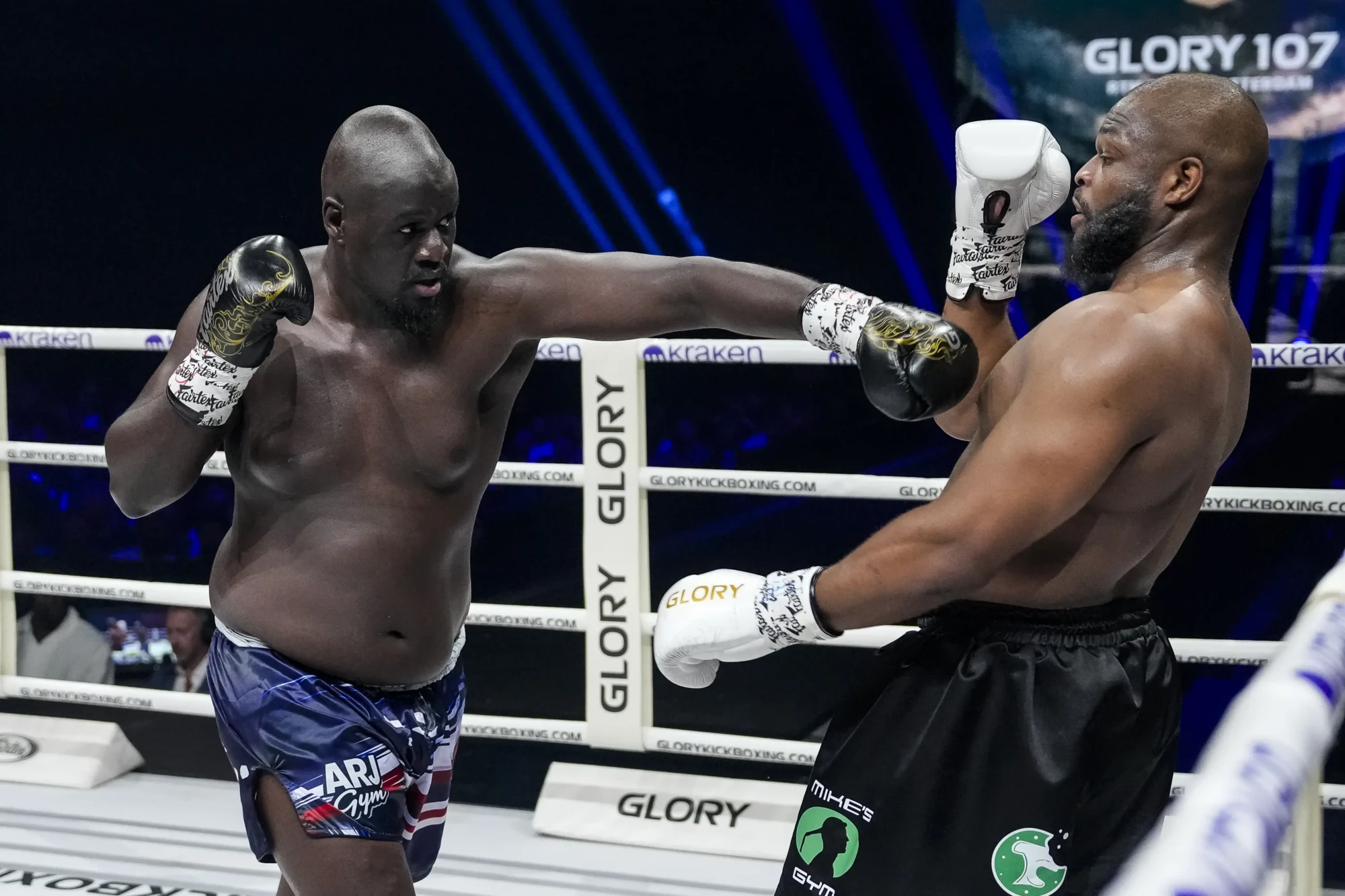 Nico Horta; Nico Horta en Tariq Osaro tijdens gevecht op GLORY 107.